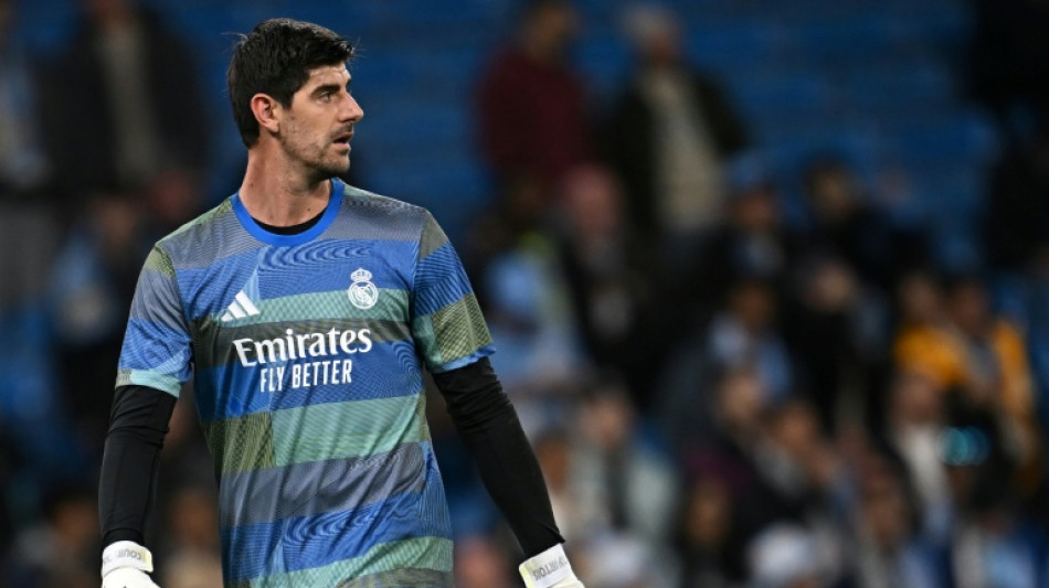 Courtois sofre les&atilde;o na coxa e vai desfalcar Real Madrid contra o Bayern na Champions