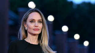Angelina Jolie muestra las cicatrices de su mastectom&iacute;a en la primera edici&oacute;n de Time France