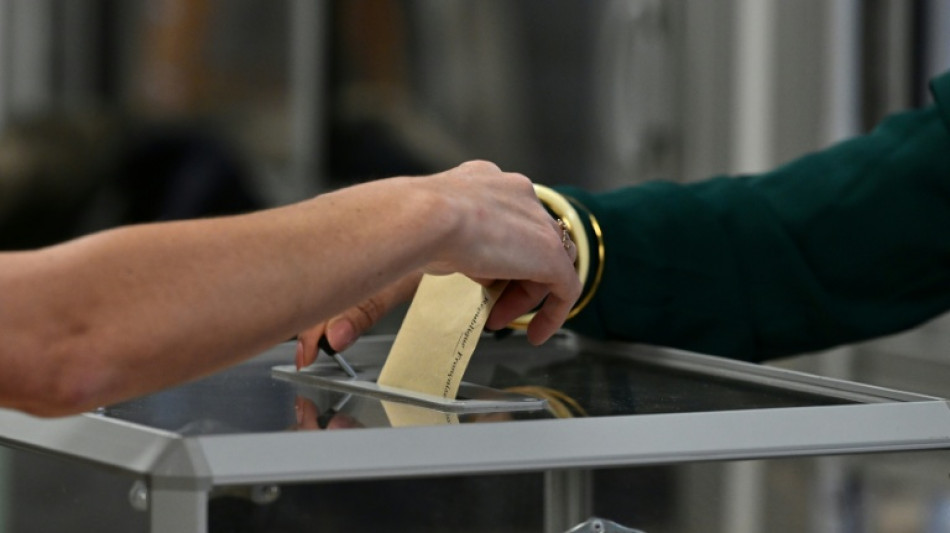 Far-right French president no certainty despite rise of extremes