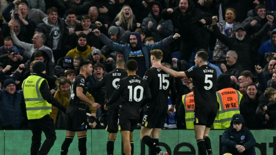 Moyes blasts killjoy booking after Everton's late leveller