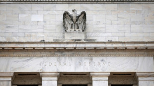 Federal Reserve dos EUA mant&eacute;m juros e expectativa de cortes este ano