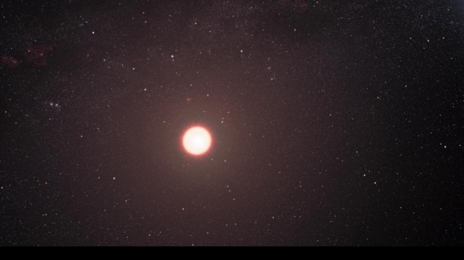 Una scia intorno a Betelgeuse, vista la firma della stella compagna