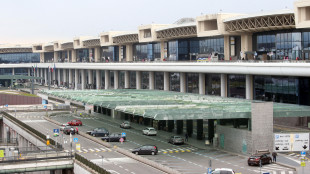 Dà in escandescenze e appicca incendio a Malpensa, bloccato