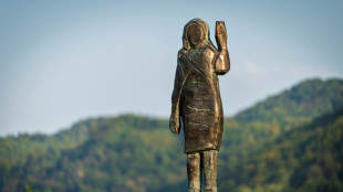 Estátua de Melania Trump desaparece misteriosamente na Eslovênia
