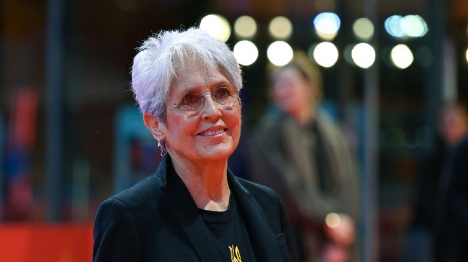 La política de Trump lleva a la legendaria cantante de folk Joan Baez a volver al estudio