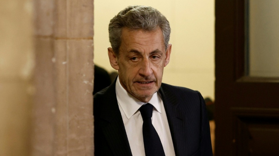Au proc&egrave;s libyen, Sarkozy de retour &agrave; la barre pour r&eacute;pondre &agrave; Gu&eacute;ant