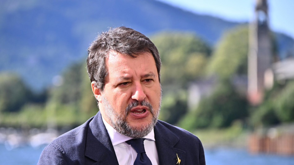 Lega, fondi difesa siano per sicurezza interna non per armi