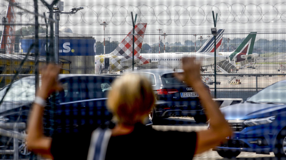 I sindacati confermano gli scioperi nel trasporto aereo