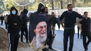 Au Pakistan et en Irak, des manifestants pro-Iran tentent de prendre d'assaut des batiments diplomatiques am&eacute;ricains 