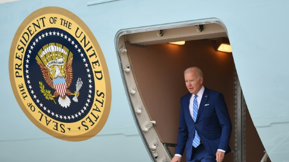 L'inflation co&ucirc;te cher au barom&egrave;tre de popularit&eacute; de Joe Biden 