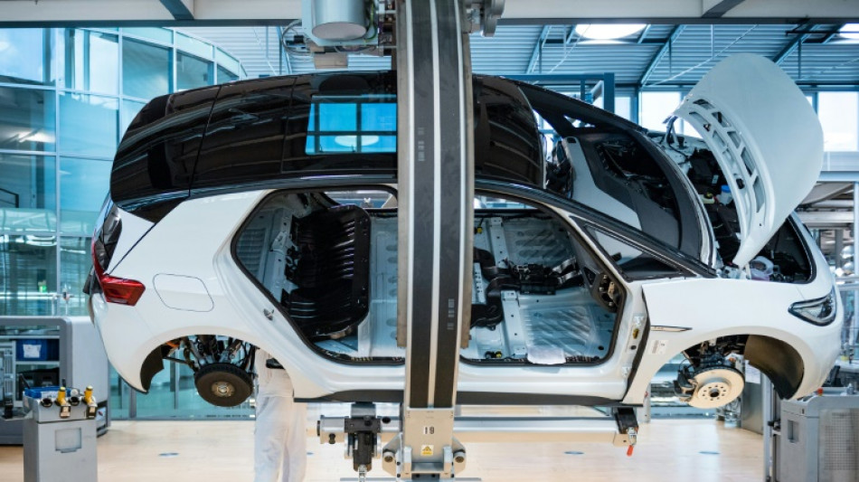 Ifo: Unternehmen in Deutschland bauen weiter Stellen ab