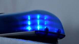 Sch&uuml;sse auf mit Messer bewaffneten 20-J&auml;hrigen: Drei Polizisten beteiligt