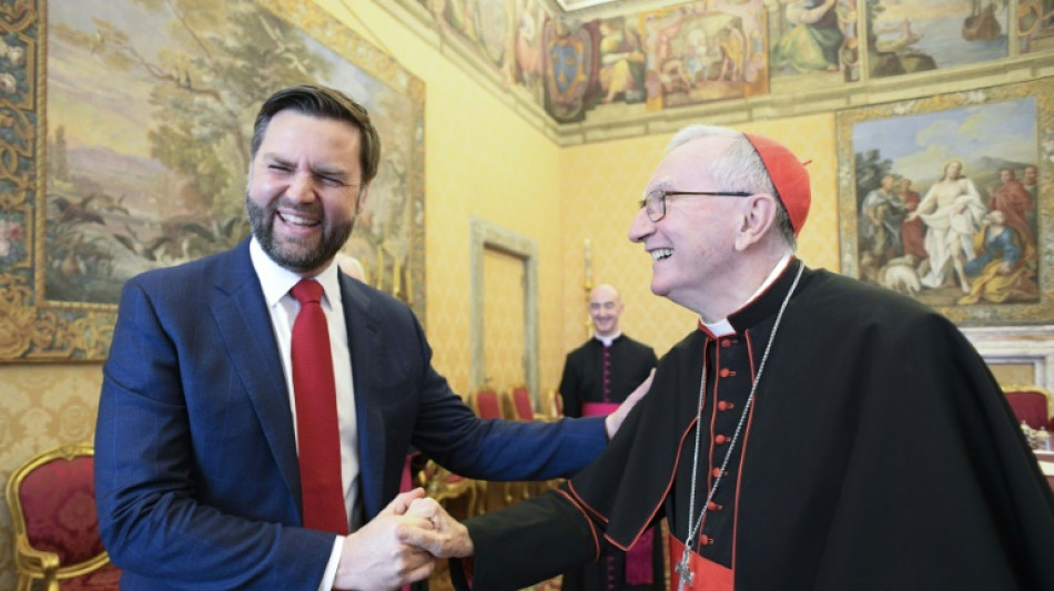 El vicepresidente de EEUU habla sobre migración en reunión con el número dos del Vaticano