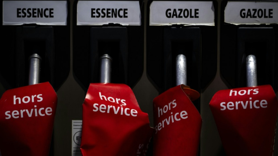 Stocks rise, oil slips on hopes for Mideast peace deal