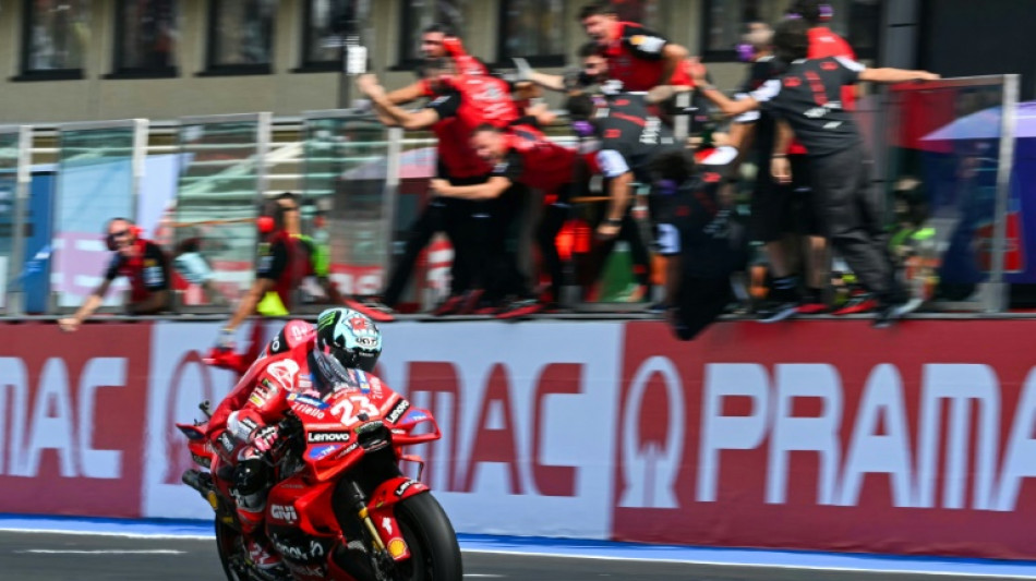 Bastianini gana GP de Emilia-Roma&ntilde;a de MotoGP por delante de Mart&iacute;n; ca&iacute;da de Bagnaia