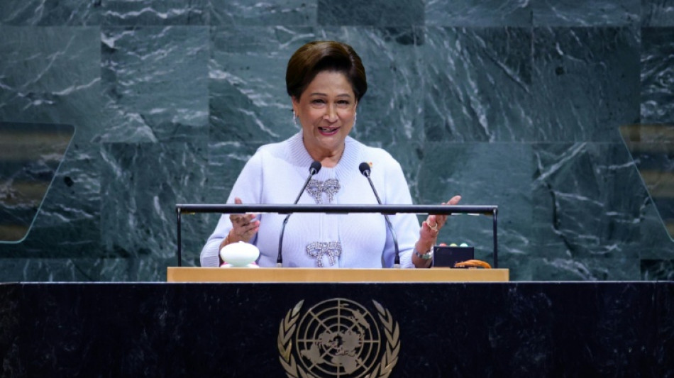 EUA nunca pediu para lan&ccedil;ar ataques contra Venezuela de Trinidad e Tobago, afirma primeira-ministra