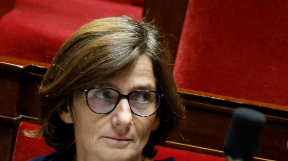 Cadeaux d'Urgo: la ministre de la Sant&eacute; Firmin Le Bodo sur la sellette