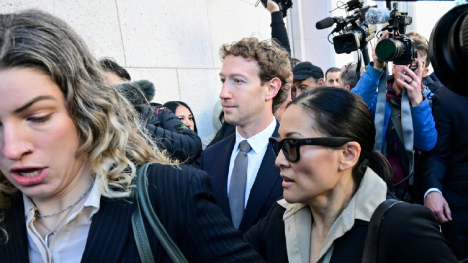 Zuckerberg lamenta demora do Instagram para detectar menores de 13 anos