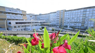 Le pape Fran&ccedil;ois au repos apr&egrave;s une op&eacute;ration de l'abdomen