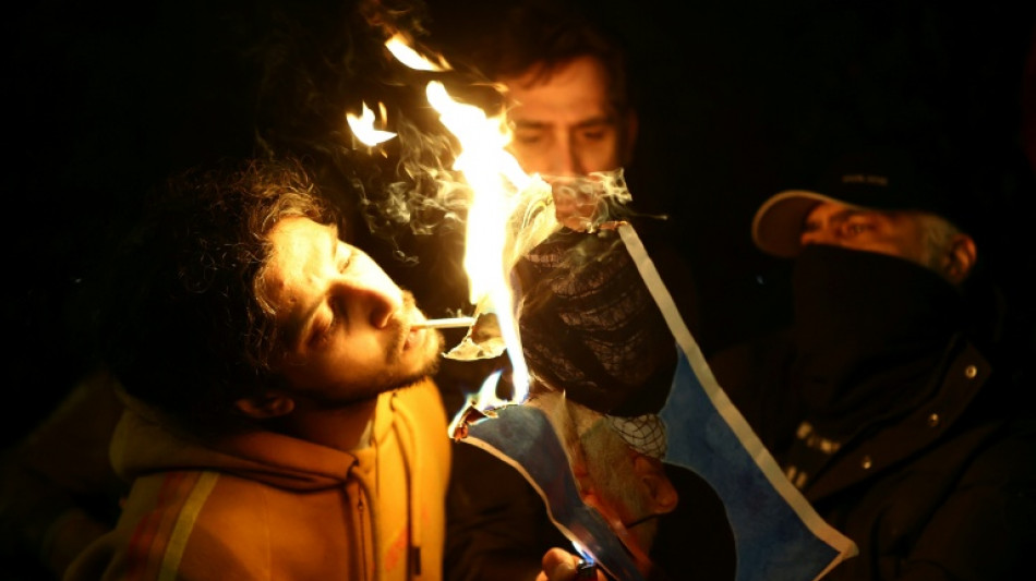 Trump aumenta la presi&oacute;n sobre Ir&aacute;n y amenaza con sancionar a sus socios comerciales