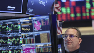 Wall Street ouvre en l&eacute;g&egrave;re hausse, esp&egrave;re des discussions entre Washington et T&eacute;h&eacute;ran