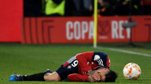 'Chimy' &Aacute;vila, del Osasuna, sufre una lesi&oacute;n muscular en la pierna izquierda