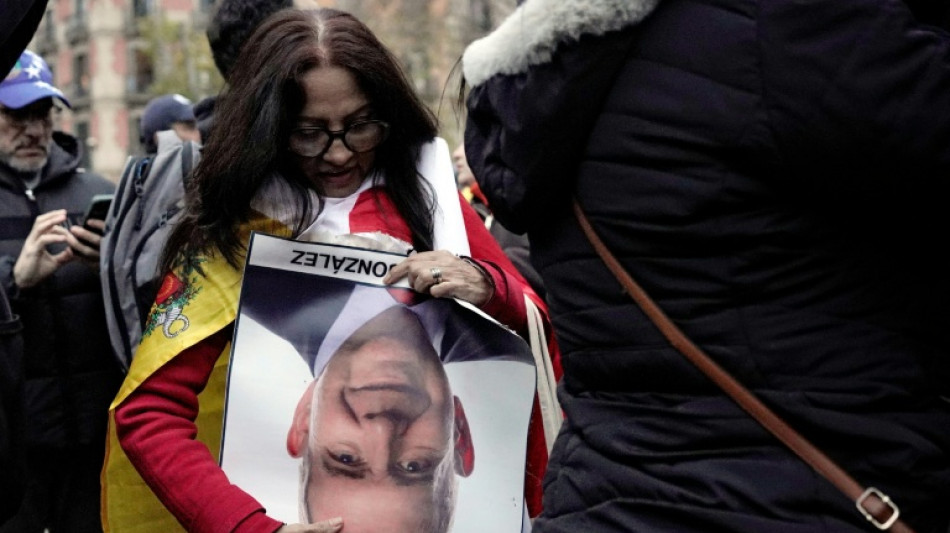 El opositor venezolano Gonz&aacute;lez Urrutia ser&aacute; sometido a una "peque&ntilde;a intervenci&oacute;n" por un hueso roto