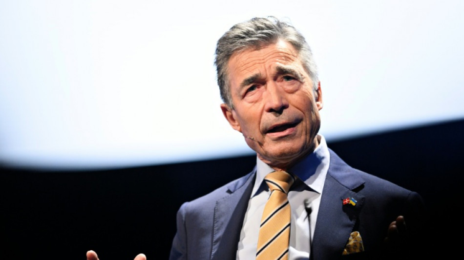 Chega de 'bajular' Trump, diz ex-chefe da Otan