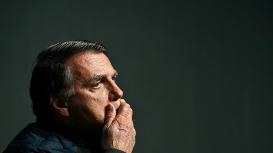 Bolsonaro alega que intentó quemar su tobillera electrónica en momento de "paranoia" 