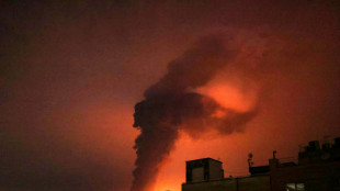 Bajo las bombas, Ir&aacute;n elige al sucesor de Al&iacute; Jamenei