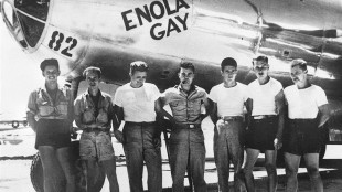 In vendita per 950 mila dollari il diario del co-pilota dell'Enola Gay