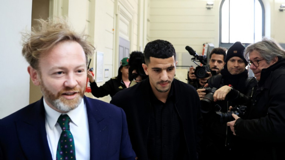 Jogador do Nice &eacute; condenado por publicar v&iacute;deo sobre conflito entre Israel e Hamas