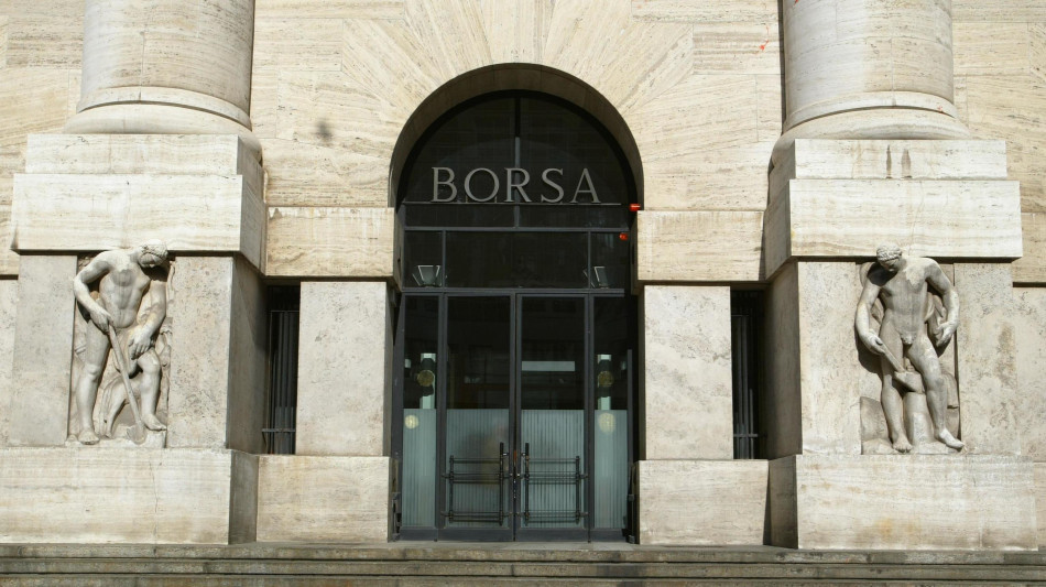 Borsa: Milano chiude in rialzo, Ftse Mib +0,23%