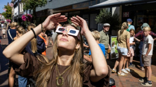 "Magnifique!" Eclipse solaire sur l'Europe, le nord de l'Espagne dans le noir total
