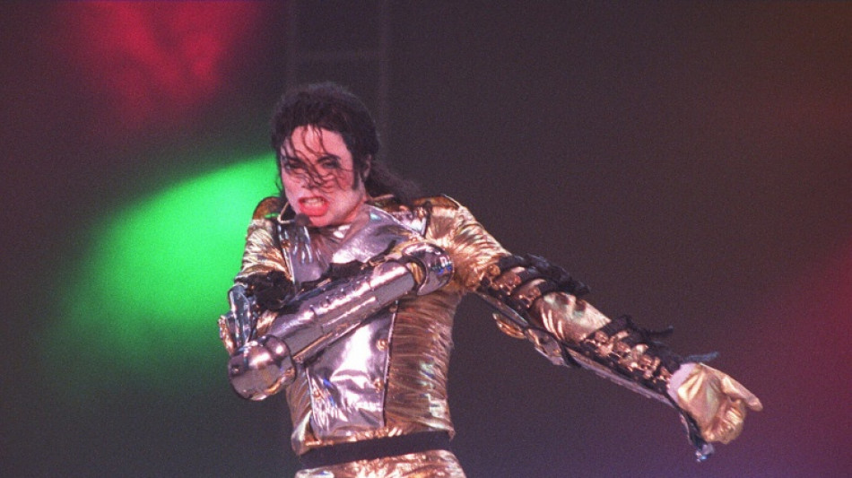 Franquia de Michael Jackson parece imune ao fantasma das acusa&ccedil;&otilde;es de abuso