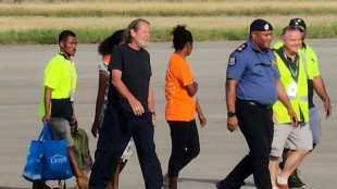 Papouasie: trois otages retenus par un groupe arm&eacute; lib&eacute;r&eacute;s